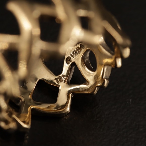 ✧ Tiffany & Co. 18K XOXO ring - Picture 9 of 11